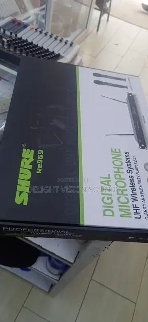 Shure Reliable Wire Less Microphone (Re969)