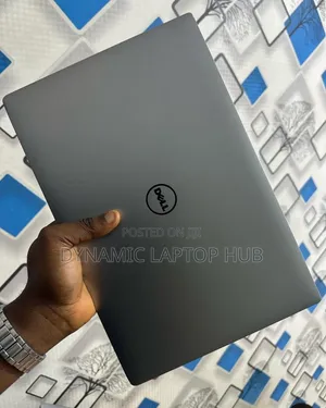 Laptop Dell Precision 5520 16GB Intel Core I7 SSD 512GB