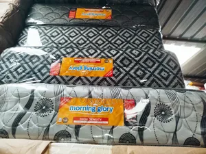 Giant HDQ Mattresses - 4by6 10inch 10,999/- 4by6 12inch 13,999/-
