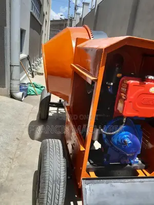 Concreconcrete Mixer Titan 8hp
