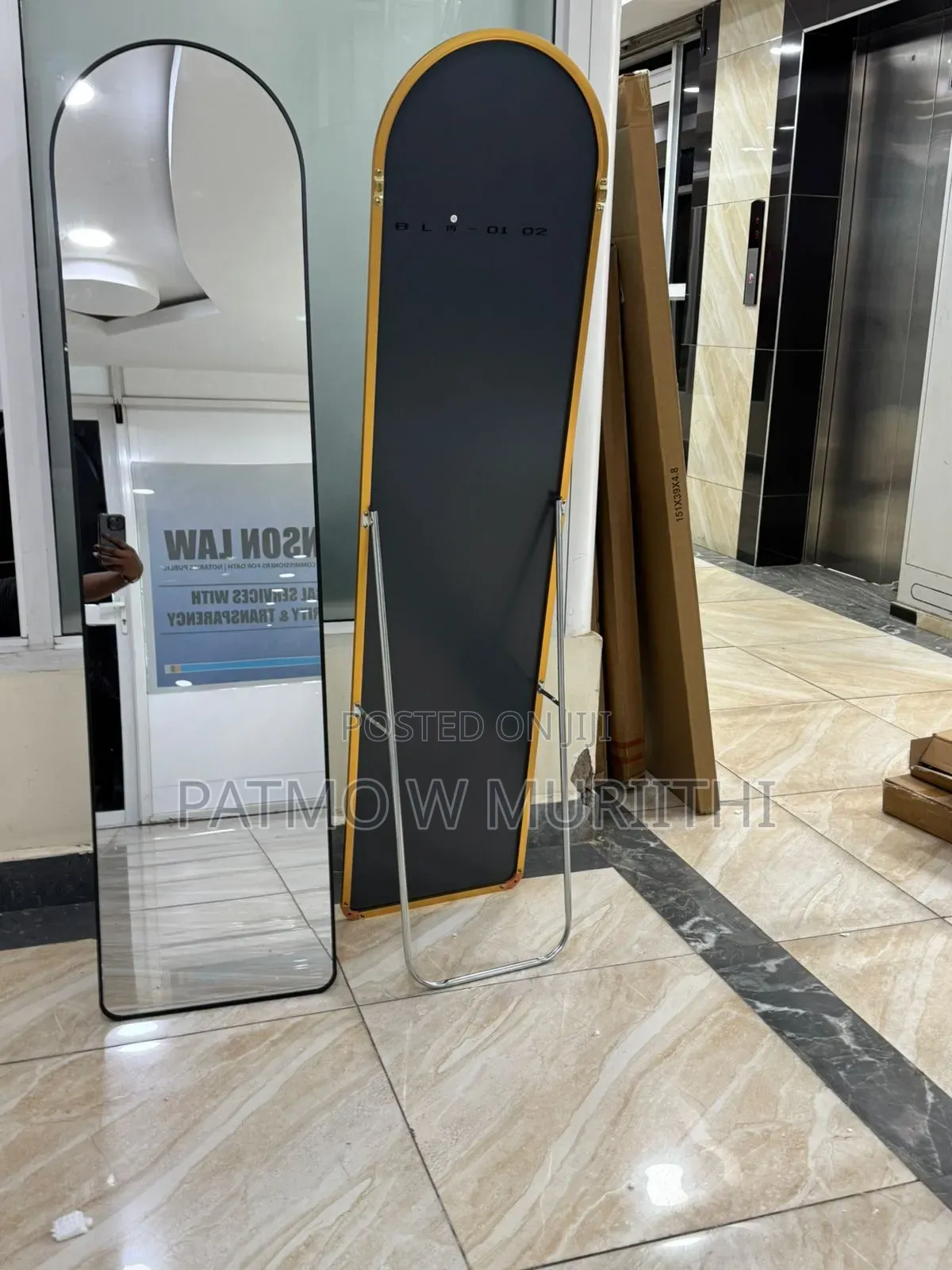 Slim Modern Dressing Mirror 889-1
151*41*7cm