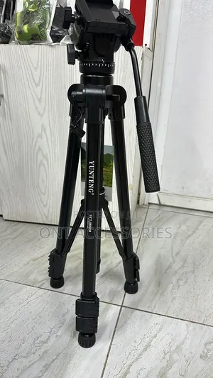 Yungteng VCT-880 Tripod