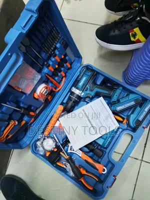 Makita Cordless Drill Toolkit