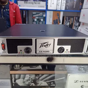 Peavey (Cs-4080) Amplifier