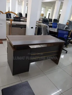 Managerial Executive Office Desk