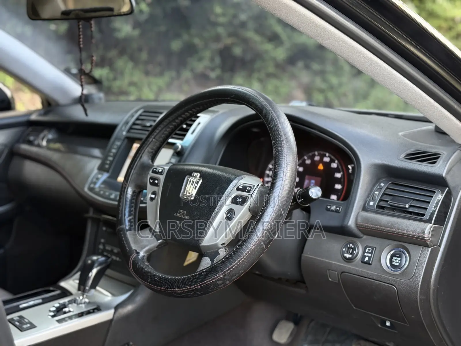 Toyota Crown 2012 Black