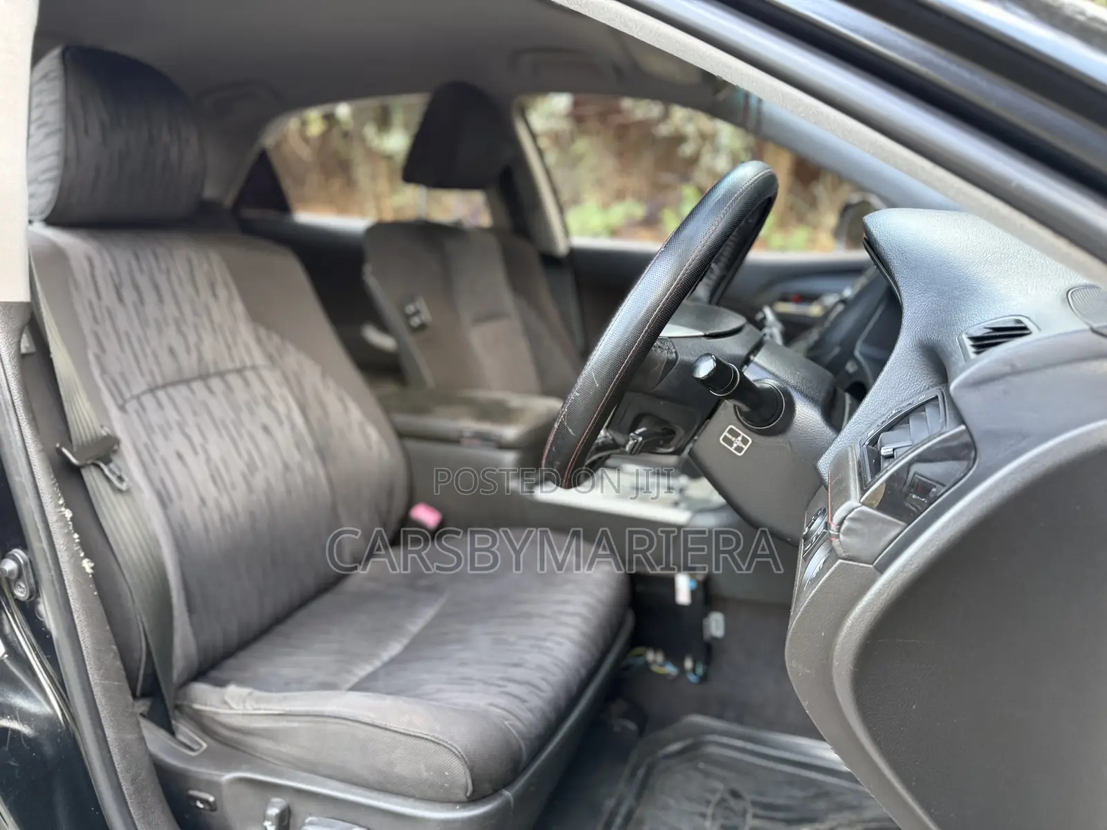 Toyota Crown 2012 Black