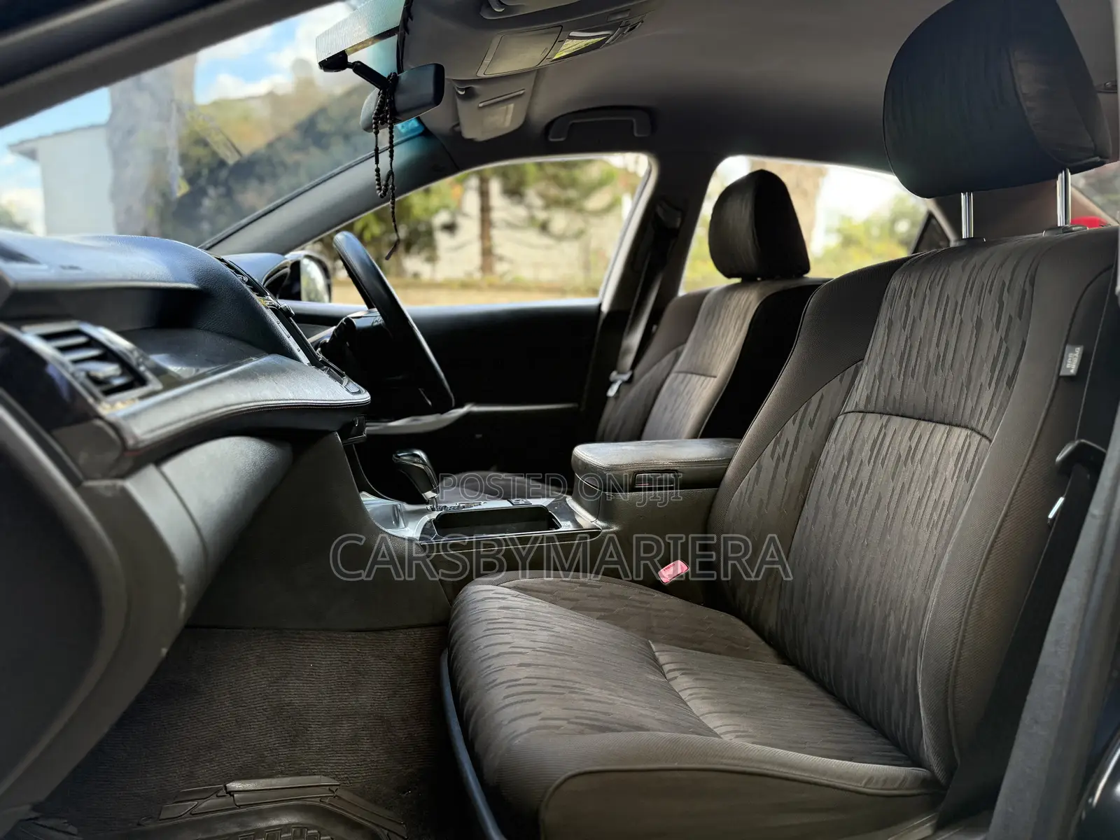 Toyota Crown 2012 Black