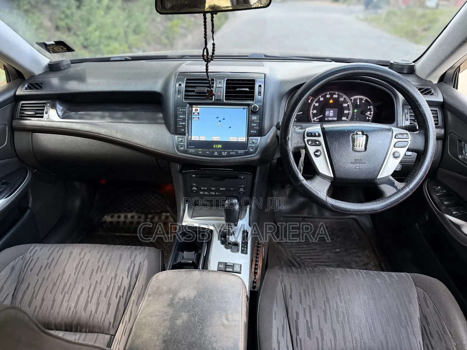 Toyota Crown 2012 Black