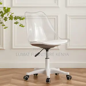 Stylish Swivel Eames Chair – Padded Comfort