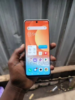 New Tecno Camon 19 128 GB White