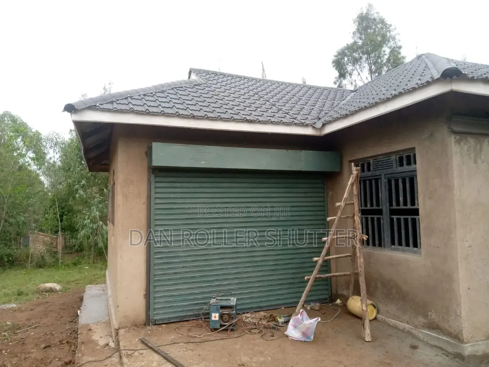 Sleek Automatic Roller Shutter Door