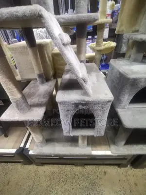 Cat Trees/ Cat Towers/ Cat Scratcher / Scratching Post
