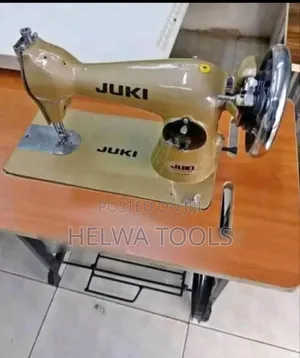 Juki Sewing Machine + Table/Complete Sewing Machine