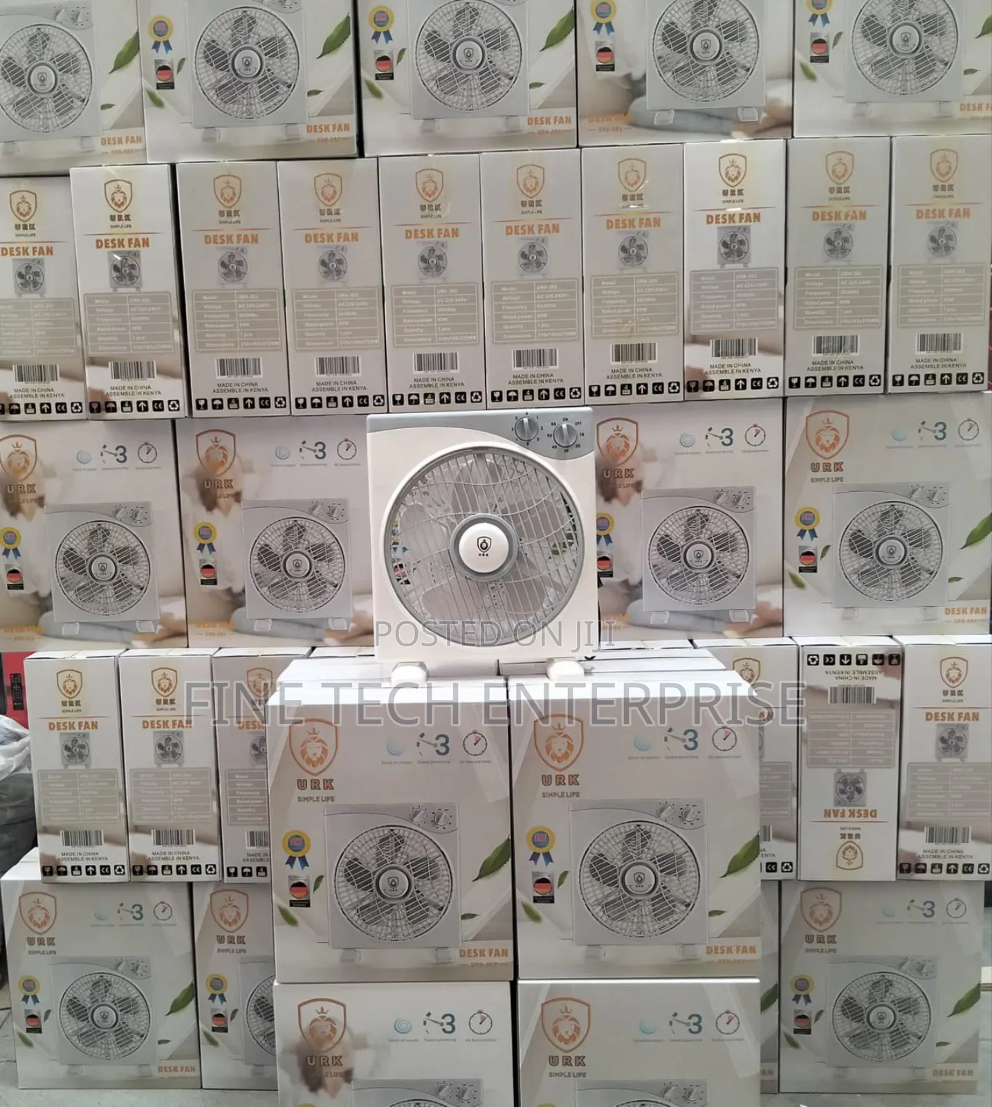 Urk Box Desk Fan