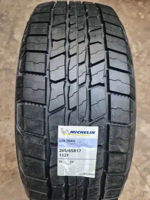 265 /65 R17 Michelin Tyres (Ltx Trail:)