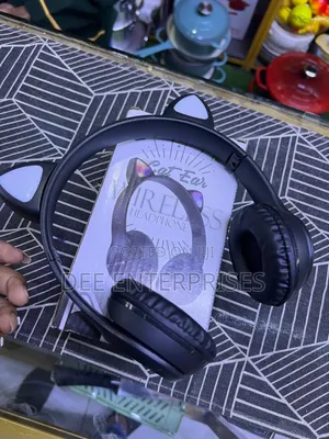 Wireless Bluetooth Headphones