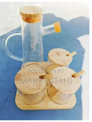 4pcs Oil Jar Set With Bamboo Stand and Bamby Lid