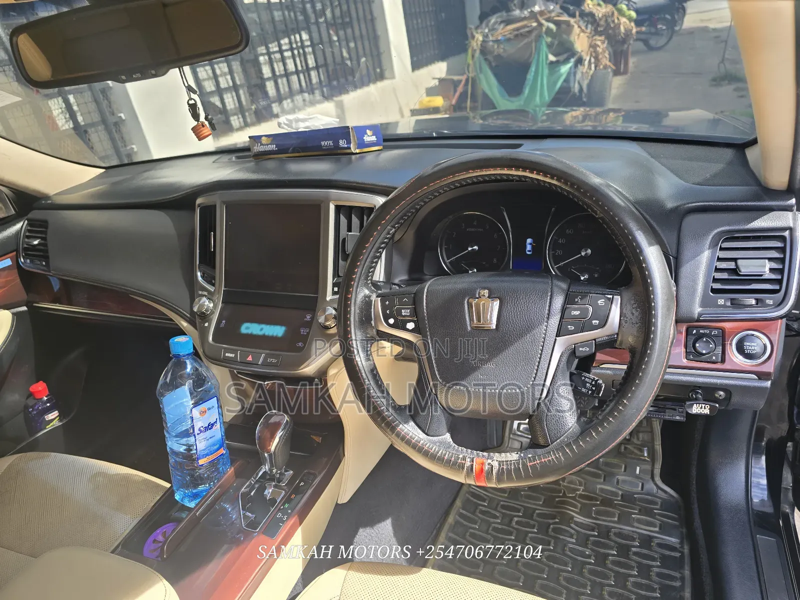 Toyota Crown 2015 Black