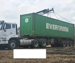 Highsided, Flatbed, Boxbody Trailers Are All Accessible