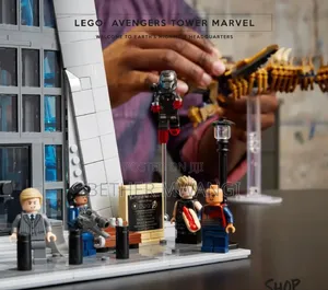 Lego - Avengers Tower Marvel in Kenya