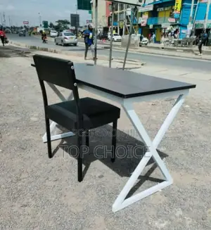 Caterina Chair and Table