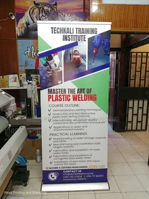 Banner Retractable Broadbase Banner