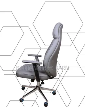 Grey Executive Leather Office Chair (Comfy) — Moving Fast