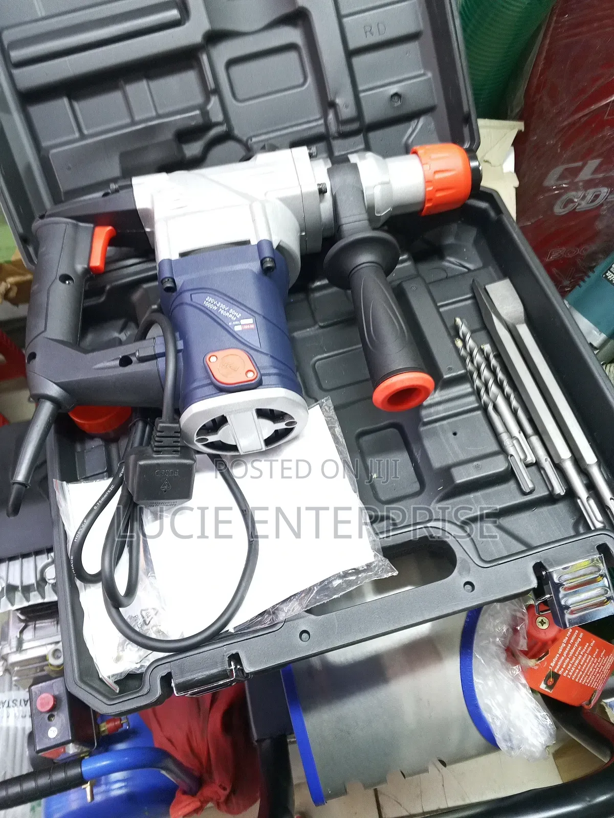 Maxmech Rotary Hammer Drill 1000watts