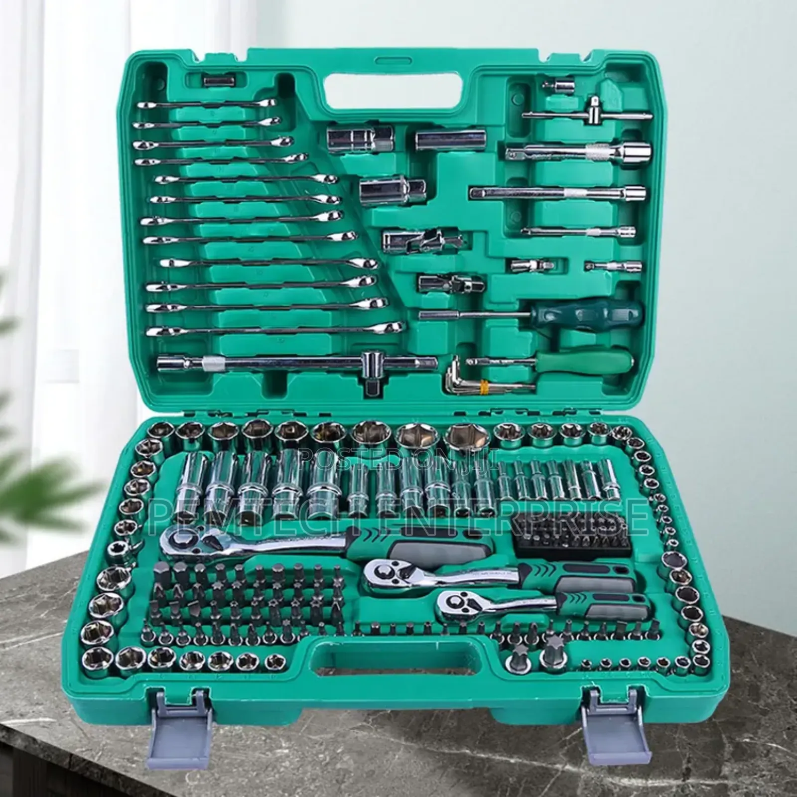 216-Piece Mechanics Tool Set