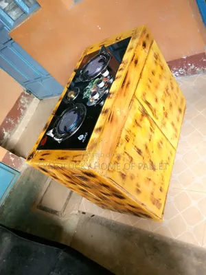 Pallet Framed Kitchen Cabinet $ Infrared Gas Cooker