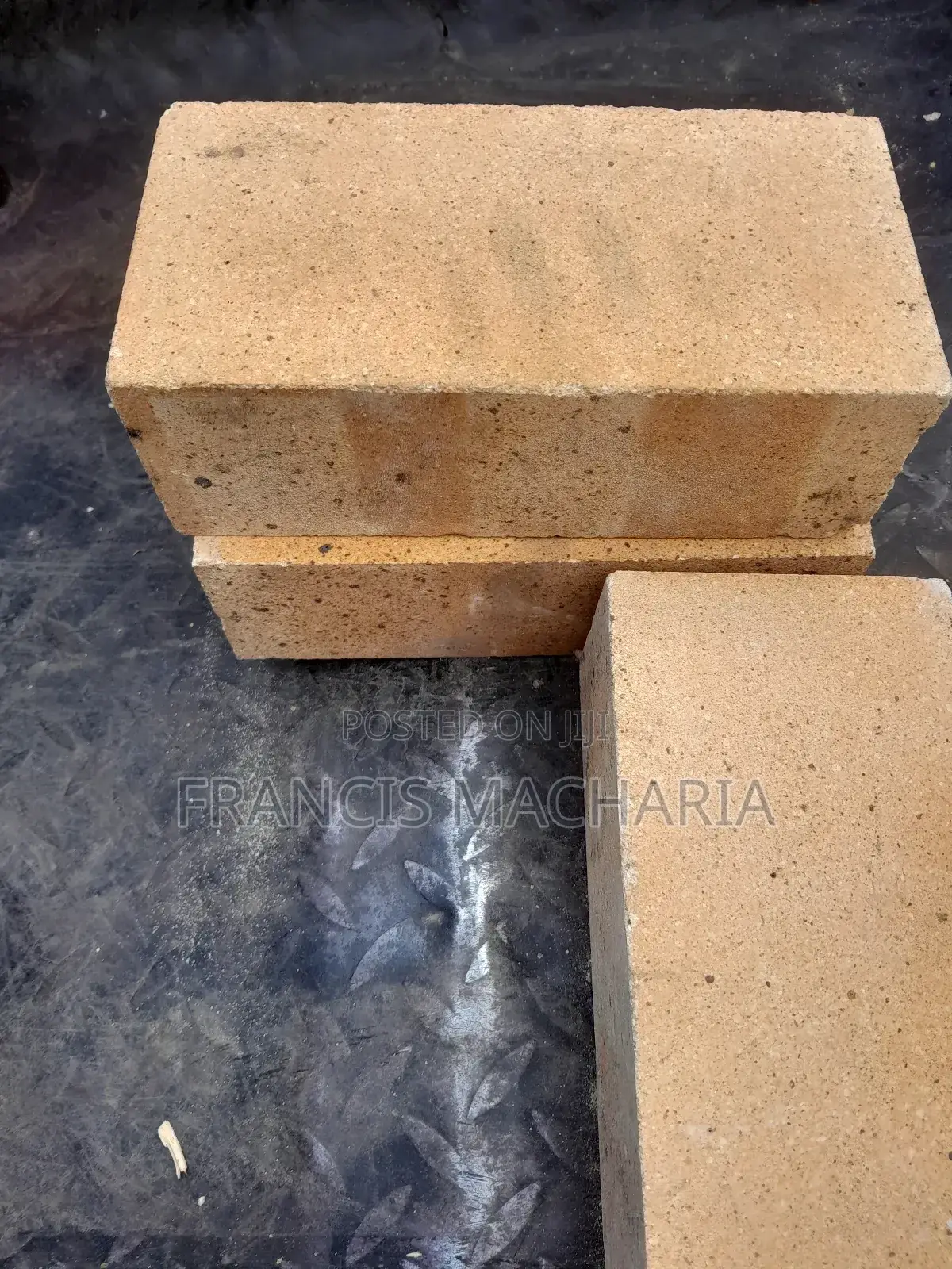 Kiin Bricks (Firebrick)