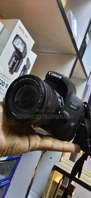 Canon 800d With STM Kit Lense 18-55m Orginal Charger and Battery