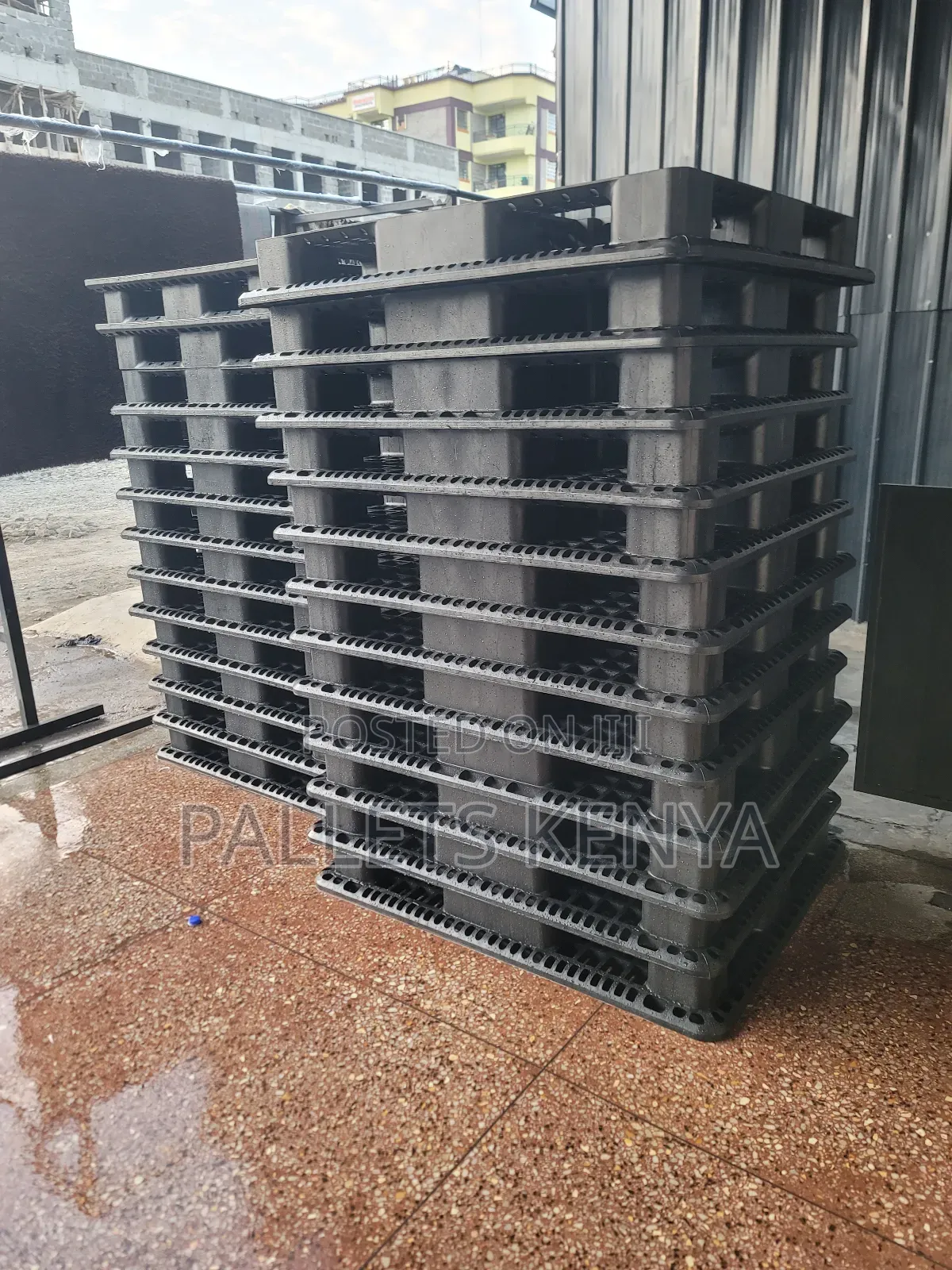 Plastic Pallets for Sale - New Imported Plastic Pallets
