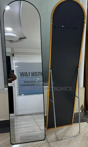 889-1
151cm *41*7cm
Mini Classy Arched Aluminium Full Length Mirror
