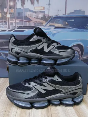 New Balance 2000