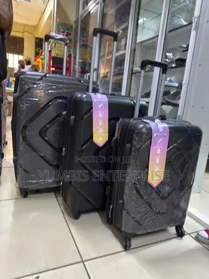 Size 30(Xl Size 3 in 1 Rubber Unbreakable Suitcase at 8500 Each Set