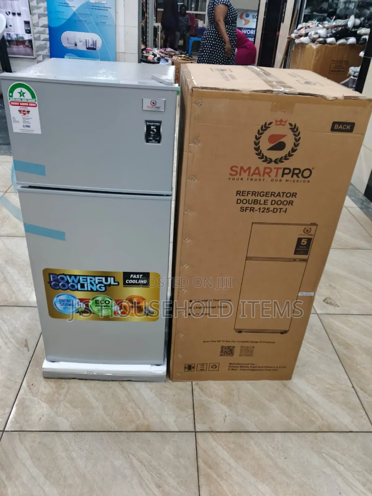 95 Llitres Smartpro Fridge.