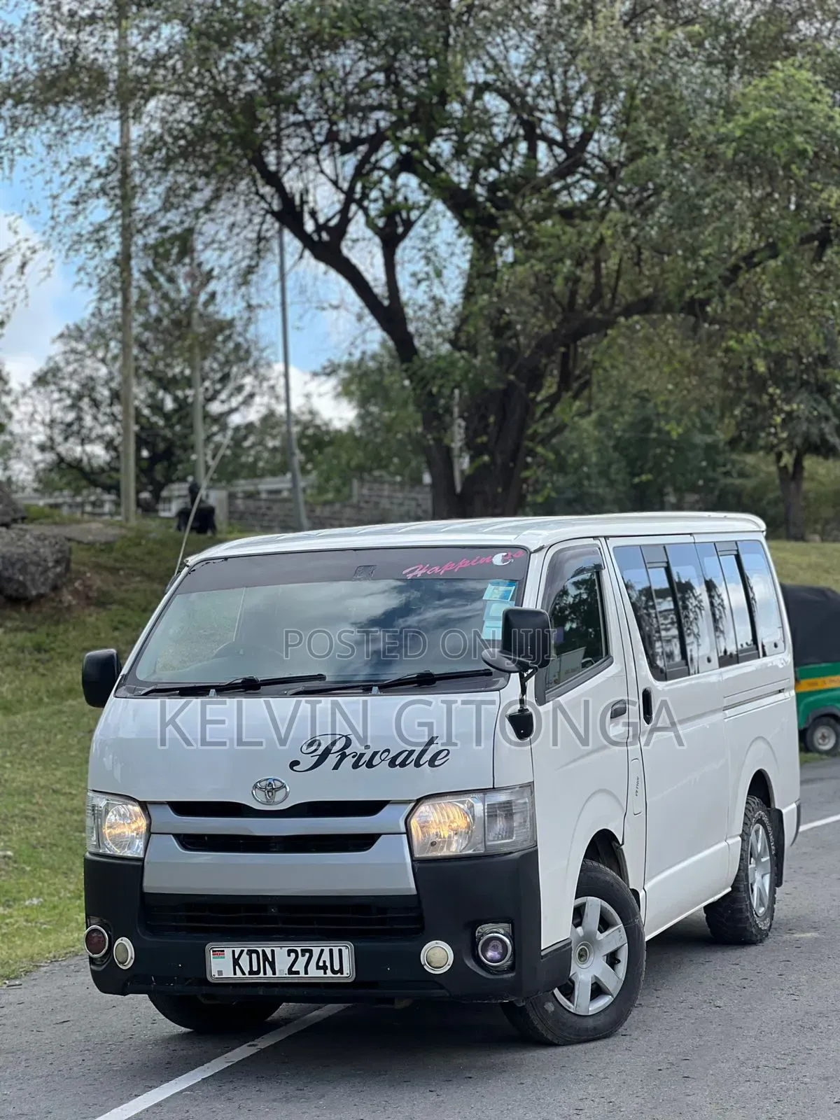 Toyota HiAce 2014 White