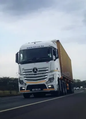 Trailer Transport at Hand for Logistic Needs
