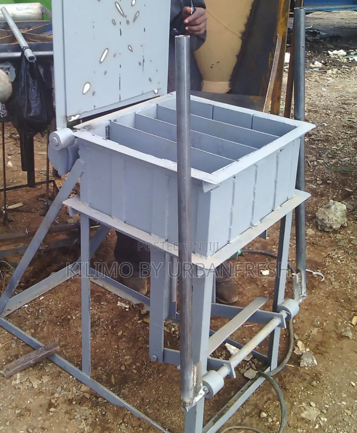 Block Making Machine.