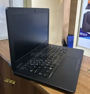 Laptop Dell Latitude 12 7250 8GB Intel Core I5 SSD 256GB