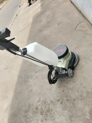 Floor Scrubber Machine