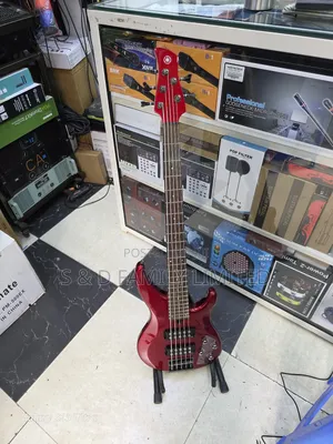 Yamaha Trbx305 Active 5-String Bass Guitar