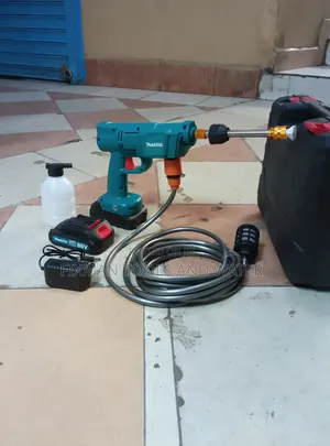 Agri-farming Cordless Makita Pressure Washer 88 Volts Farm Sprayer