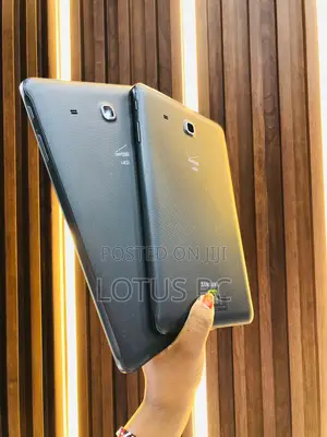 Samsung Galaxy Tab E 9.6 16 GB Black