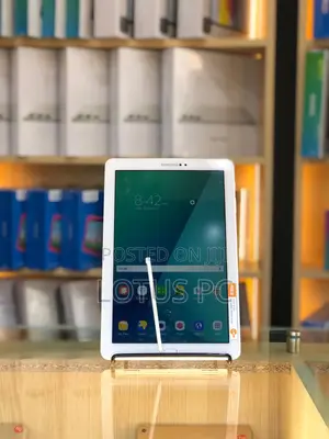 Samsung Galaxy Tab A 10.1 & S Pen (2016) 32 GB White