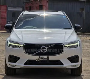 Volvo XC60 T5 R-Design AWD 2019 White