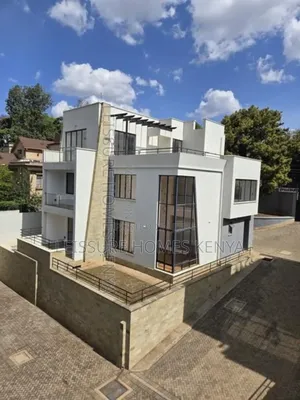 5bdrm Villa in Lavington for sale