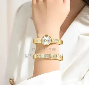 Beautiful Bracelet / Watch Set